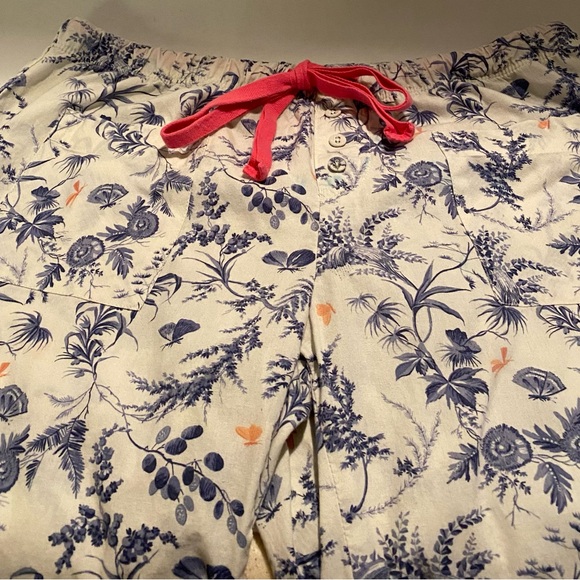 GAP Floral Pajama Pants with Pink Drawstring - Picture 13 of 16